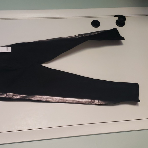 J Brand, Ruby high rise, crop, cigarette black denim with silver on the sides - Picture 2 of 8